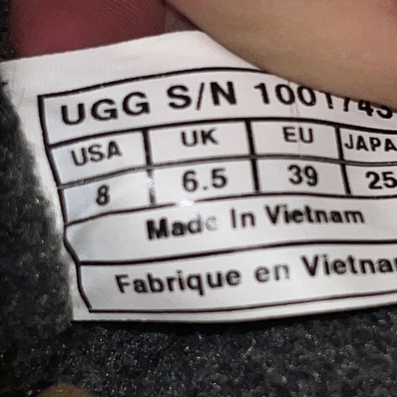 Authentic UGG Signature Waterproof boots sz 8 Euro 39 - Picture 9 of 12